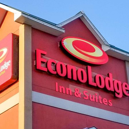 Econo Lodge Inn & Suites East Houston I-10 Екстер'єр фото