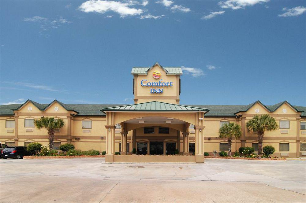 Econo Lodge Inn & Suites East Houston I-10 Екстер'єр фото